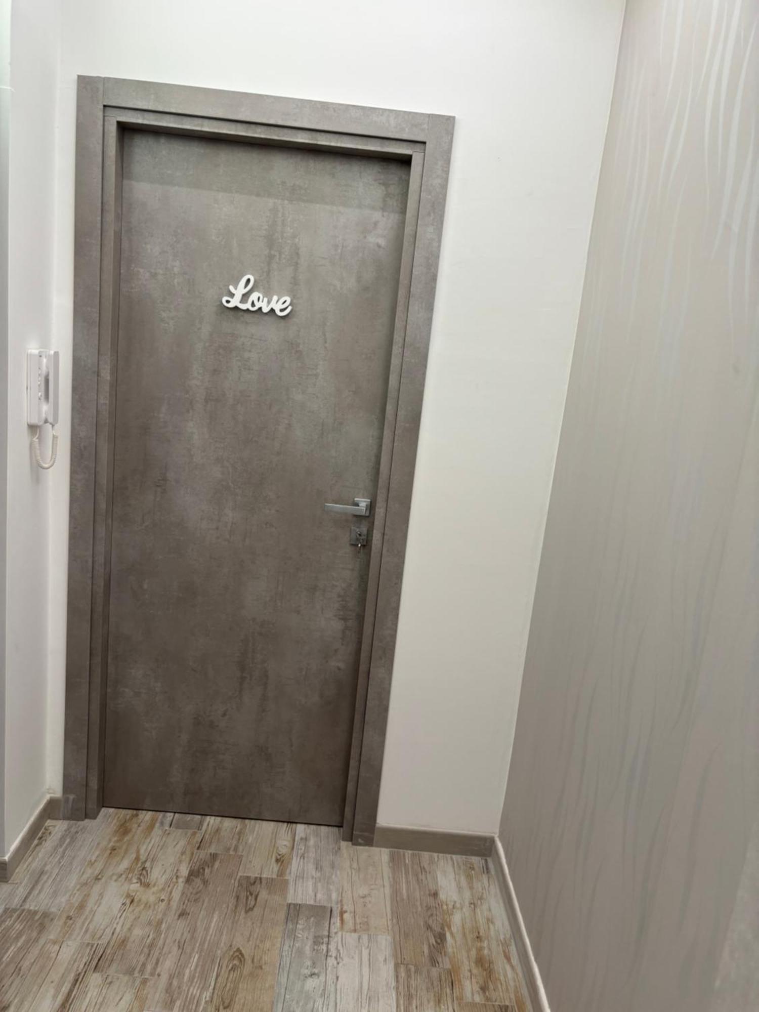 Ferienwohnung L'Arco Di Porta Lecce Brindisi Exterior foto